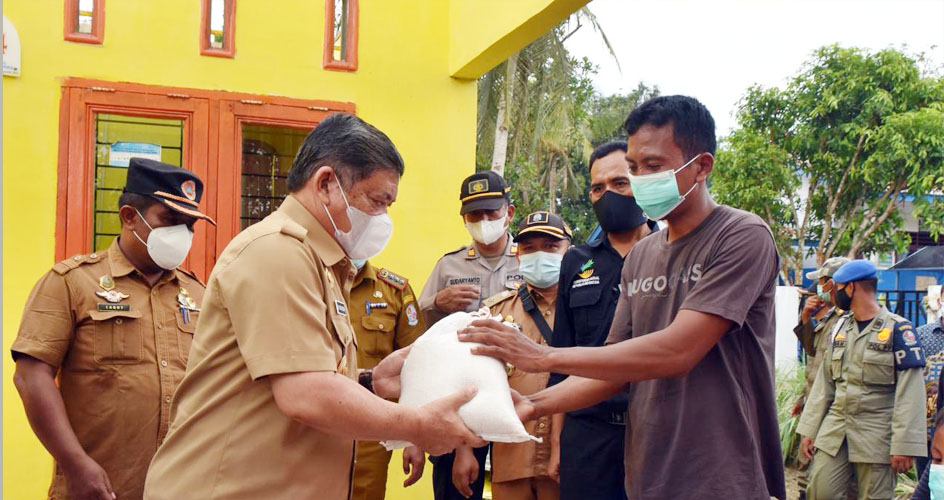 H.M Ali Yusuf Siregar Tinjau Korban Puting Beliung di Kecamatan Bangun Purba