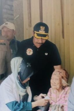 Turun ke Pelosok, Bupati Sampang Janji Bedah 7 Rumah Warga Tak Layak Huni