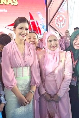 Ketua Dekranasda Tapteng Hadiri HUT ke-46 DEKRANAS, Fokus Dorong Perajin Naik Kelas Lewat Digitalisasi