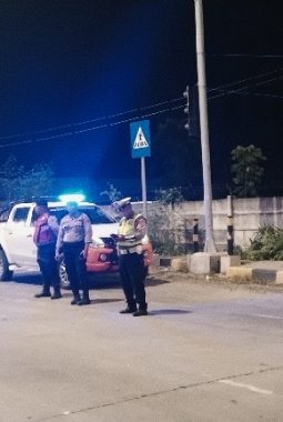 Antisipasi Geng Motor hingga Balap Liar, Satlantas Polres Langkat Gelar Patroli UKL di Stabat