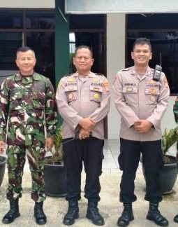 Perkuat Soliditas TNI-Polri, Kapolsek Argapura Silaturahmi ke Koramil 1703 Argapura