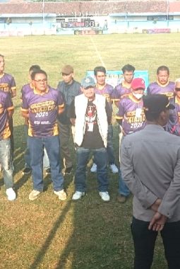 Kapolsek Cikijing Pimpin Apel dan Amankan Turnamen Sepak Bola Kataji Cup 2026