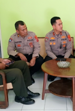 KBO Sat Binmas Polres Majalengka Sambangi Polhut KPH: Perkuat Sinergi Jaga Keamanan Hutan