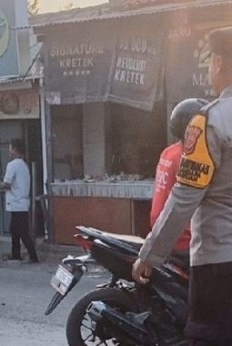 Kapolsek Dawuan Pimpin Gatur Pagi di 3 Titik Rawan: Jamin Kelancaran Arus Pekerja & Pelajar