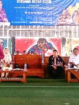 BKKBN dan Komisi IX DPR RI Fasilitasi Teknis Program Bangga Kencana di Desa Segaran Karawang