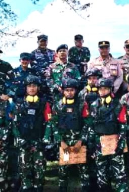 Perkuat Sinergitas dan Dukung Kedaulatan NKRI, Wabup Tapteng Hadiri Latihan Menembak Senjata Berat Arhanud 11/WBY