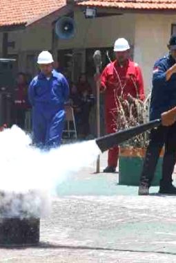 Sinergi SMK KAL 2 Surabaya dan DPKP Edukasi Pelajar Soal Mitigasi Kebakaran